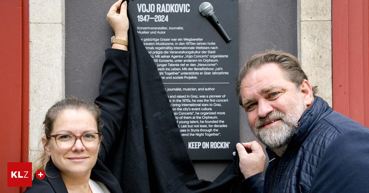 F-r-Vojo-Tafel-am-Orpheum-erinnert-an-Grazer-Kult-Veranstalter