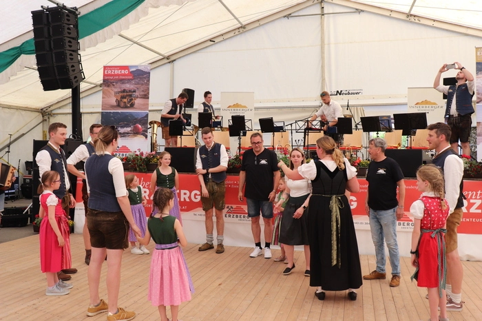 Klicken Sie sich durch weitere Bilder!