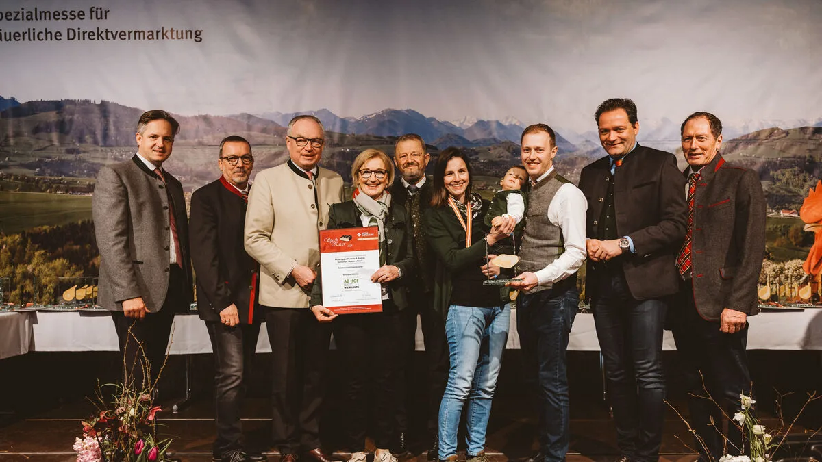 Die Girnerhof-Familie Mitteregger aus Mautern holte sich auch heuer wieder einen Speckkaiser-Titel
