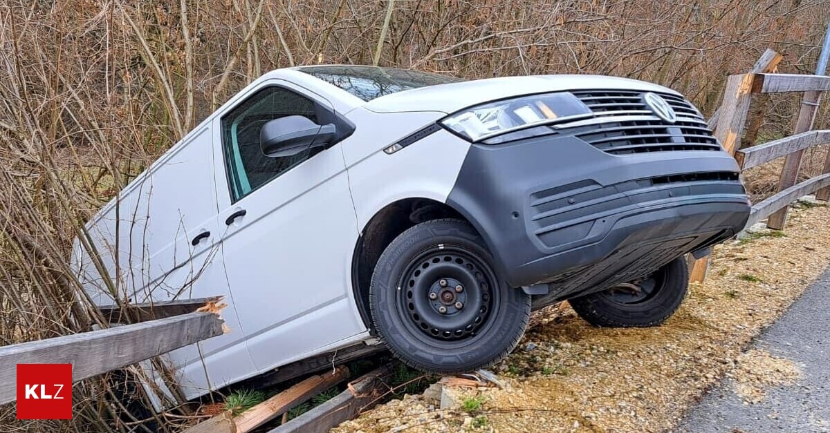 FF-St-Michael-und-Leoben-r-ckten-zu-Fahrzeugbergung-aus