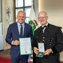Roland Pomberger wurde von Landeshauptmann Mario Kunasek das Ehrenzeichen des Landes Steiermark für Wissenschaft, Forschung und Kunst überreicht