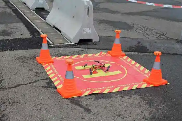 Neben der Freiwilligen Feuerwehr Leoben-Göss als Gefährliche-Stoffe-Stützpunkt waren auch die Feuerwehren Leoben-Stadt mit der Einsatzdrohne und Chemikalienschutzanzug-Trägern, die Feuerwehren Kapfenberg-Stadt, unterstützt durch die Feuerwehr Kapfenberg-Diemlach, als Regionalstützpunkt für die Dekontamination, die Feuerwehr Niklasdorf sowie die Betriebsfeuerwehr Voestalpine Donawitz mit dem Atemschutzfahrzeug eingesetzt.