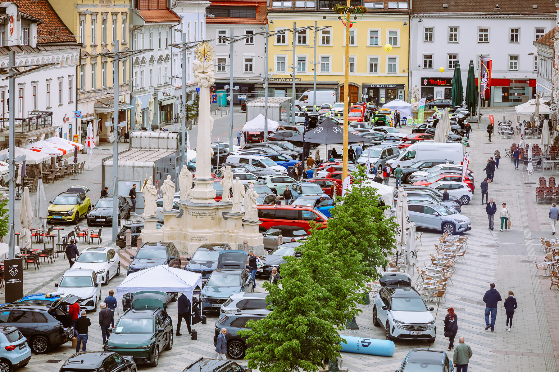 Automesse Leoben: 200 Autos und 100 Motorräder sind für Interessierte zu sehen