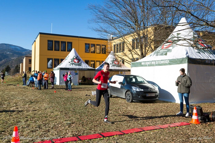Die Laufbedingungen waren sehr anspruchsvoll. Bei Temperaturen um minus sechs Grad ging es gleich in der Früh mit den Kindern und Jugendlichen los. 