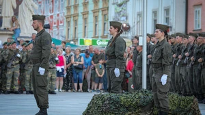 Freitagabend wurden am Hauptplatz in Leoben 280 Rekruten und eine Rekrutin feierlich angelobt