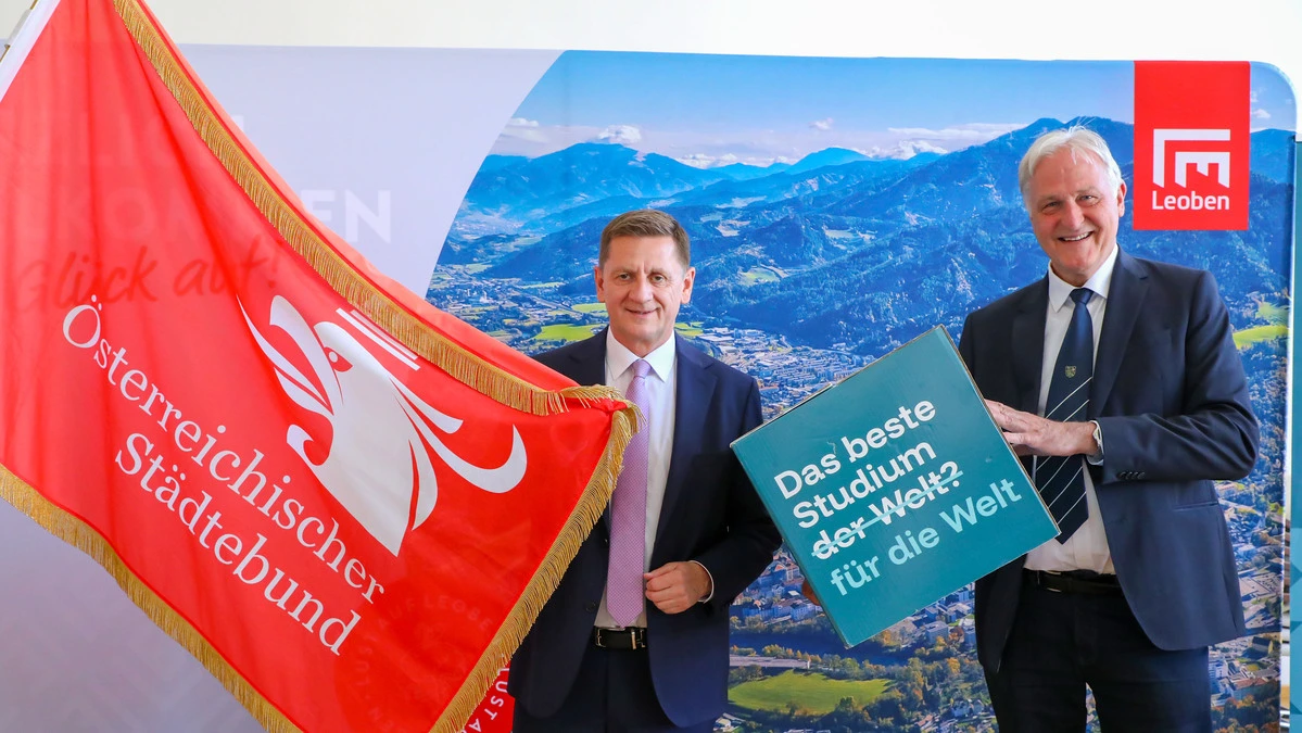 Bürgermeister Kurt Wallner (l.) und Rektor Peter Moser (Montanuniversität Leoben) präsentierten den 75. Österreichischen Städtetag 2026