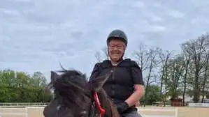 Marianne Potzmann aus Eisenerz begann mit 66 Jahren zu reiten, mit 70 gewann sie nun ihr erstes Turnier