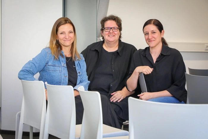 Christiane Seiner (Kinderzeitung), Autorin Karin Ammerer und Eva Reisinger (Leitung Kinderzeitung)