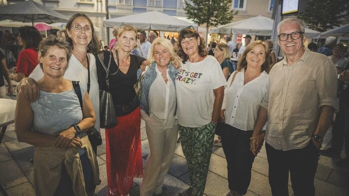 Eine Latin Night mit Italo Hits ließ bei der LE Summer Night am Donnerstagabend den Leobener Hauptplatz zu einem Urlaubsziel werden.