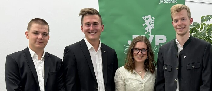Obmann-Stv. Thomas Fries, Obmann Fabian Graf, JVP-Landesobfrau Carolin Kogler und Finanzreferent Erwin Böhm