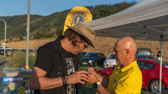 Beim Area53-Festival in Leoben zeigten die Fans großes Herz und spendeten bei der Lions Club-Aktion für den vierjährigen Julian aus Murau