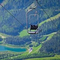 Vom Polster-Einser-Sessellift hat man einen wunderbaren Blick in die Bergwelt und auch den Grübl-Speichersee
