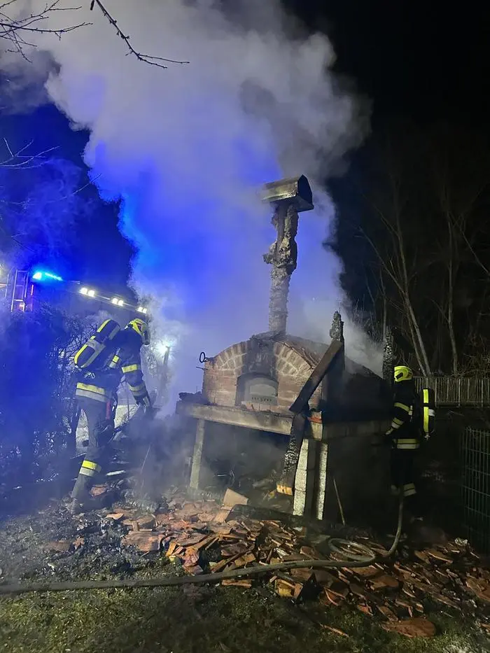 Der Pizzaofen, der wohl den Brand ausgelöst hat
