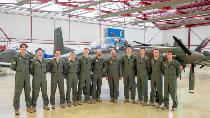 Die „Fluggruppe 64“ mit Kommandant Generalmajor Gerfried Promberger