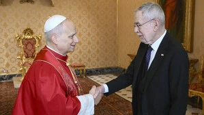 Der Papst mit Alexander van der Bellen