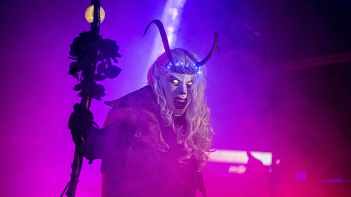 Ihre spektakulären Masken zeigten die Krampusse am Wochenende in Mürzzuschlag