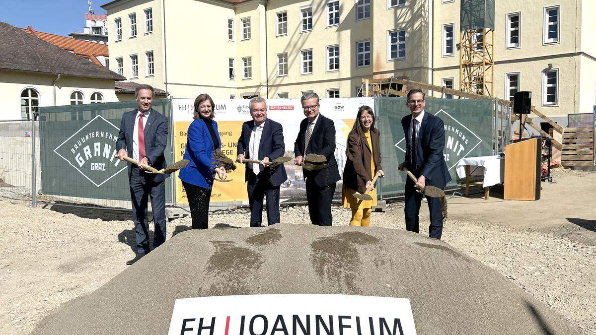 Bgm. Kratzer, Eibinger-Miedl, Lang und Drexler sowie die Joanneums-GF Martin Payer und Corinna Engelhardt-Nowitzki