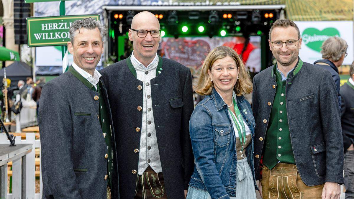 Die Hochsteiermark-Führung in Wien: Alfred Grabner, Nino Contini, Ute Gurdet und Jochen Jance (von links)