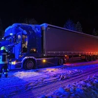 Tiefwinterliche Straßenverhältnisse bei Mariazell an der Landesgrenze