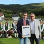 Bürgermeister Stefan Hofer mit SV Turnau-Obmann René<strong> </strong>Gassner