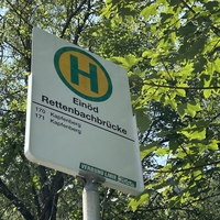 117 Einöderinnen und Einöder wohnen in der Kapfenberger Katastralgemeinde. Es gibt auch eine Busstation