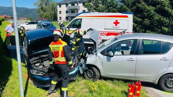 Nach der Erstversorgung wurden die Verletzten ins LKH Hochsteiermark, Standort Leoben, eingeliefert