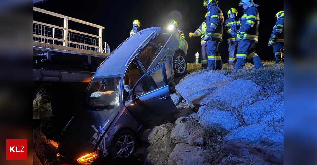 Auch-Bus-schon-betroffen-Totalschaden-nach-Sturz-in-Bach