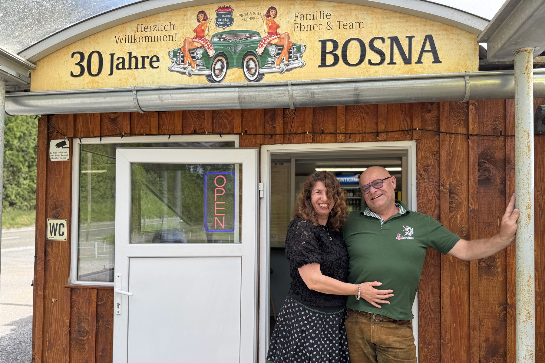 Bei diesem Würstelstand geht Liebe wirklich durch den Magen