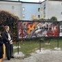 Das neue Mahnmal im kleinen Park bei der Volksschule Körnerstraße, die während der Todesmärsche „Bismarckstraße“ hieß