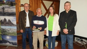 Josef Schwarz (2.v.l.) ist seit 70 Jahren Mitglied bei der ÖAV-Sektion Kapfenberg