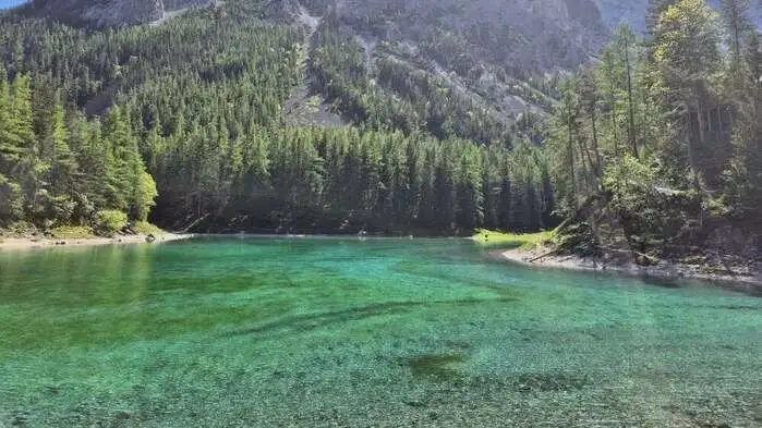 So präsentiert sich dieser Tage der Wasserstand des Grünen Sees