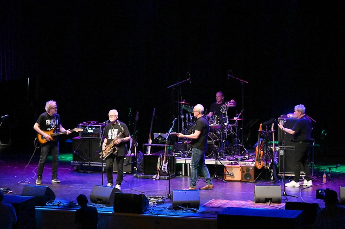 Für das musikalische Highlight sorgte Robby Musenbichler mit seinen Gitarrensoli. Vor gut 30 Jahren war er Mitglied der Formation „Freak out“, nun gab es in Knittelfeld ein musikalisches Wiedersehen mit Robby und Peter Musenbichler, Reinhard Hörmann und Max Weissenbäck.