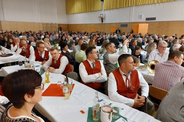 Als Gastgruppe wurde der MGV „Zirbitzkogel“ Mühlen zum Frühlingskonzert eingeladen.
