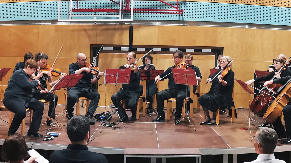 Abschlusskonzert in der Turnhalle