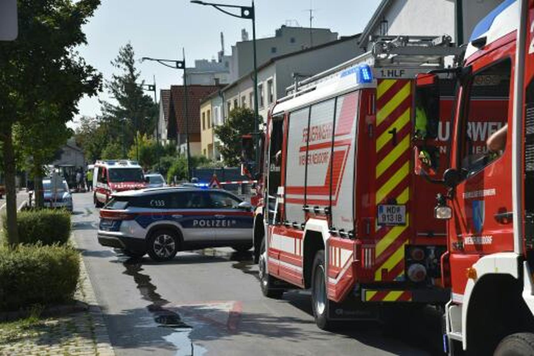 Explosiver Stoff: Gasaustritt bei Firma: 40 Mitarbeiter in Sicherheit gebracht