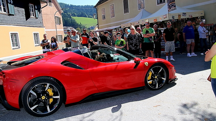 Exakt 50.197 PS waren am dritten September-Wochenende in der Weststeiermark unterwegs. 152 Sportwagen fanden sich in Summe im Konvoi, der von Söding über Voitsberg, Bärnbach und Afling nach Geistthal fuhr und der von Anton Wipfler organisiert wurde.