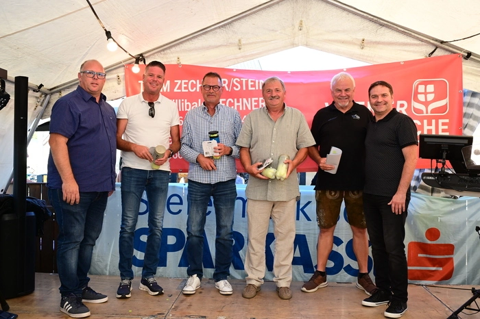 An der diesjährigen Stadtmeisterschaft nahmen 71 Aktive in 17 Bewerben an 110 Spielen teil.
Die Stadtmeister 2025 sind:
Jugend 13: Markus Schaar, HTC
Jugend 15: Lukas Schaar, HTC
Damen Doppel 35+: Monika Hölzl/Barbara Steiger, TC-VA
Herren Doppel 35+: Christoph Maier/Robert Maier, HTC
Herren Doppel 45+: Manfred Gassinger/Christian Umundum, HTC
Herren Doppel 55+: Csaba Peszternak/Walter Taferner, TC-VA
Herren Doppel A: Gilbert Fössl/Markus Woisetschläger, Atus
Herren Single 35+: Martin Stummer, TC-VA
Herren Single 60+: Csaba Peszternak, TC-VA
Herren Single 65+: Gerald Walzl, TC-VA
Herren Single 70+: Manfred Fratzl, TC-VA
Herren Single B: Robert Maier, HTC
Mixed 40/45: Petra und Manfred Gassinger, HTC
Mixed 55/60: Monika Hölzl/Csaba Peszternak, TC-VA
Mixed A: Gerit und Christian Popatnig, Mondi
Damen Single A: Jasmin Steiner, TC-VA
Herren Single A: Moritz Baumgartner, Atus