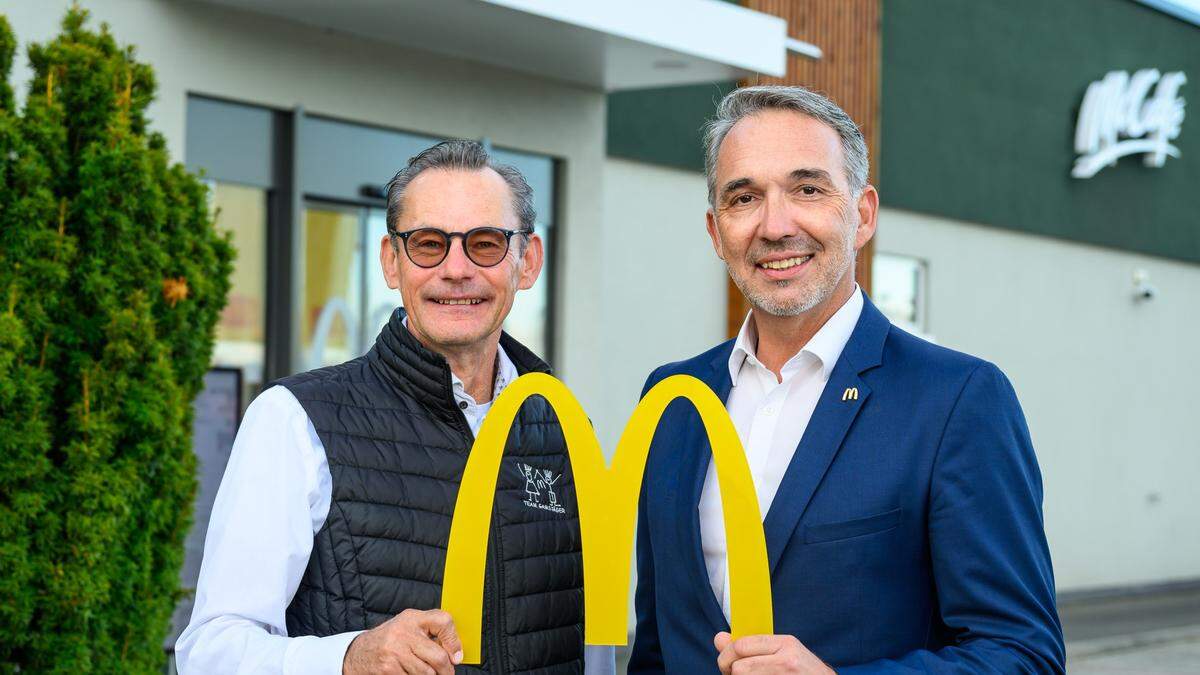 Übergabe bei McDonald‘s | Andreas Gamsjäger (links) und Dietmar Kuhn