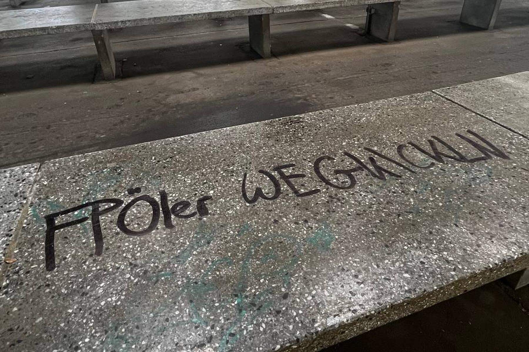 Vandalismus: FPÖ schießt zurück: „Beschmierungen sind Zeichen linker Verzweiflung“