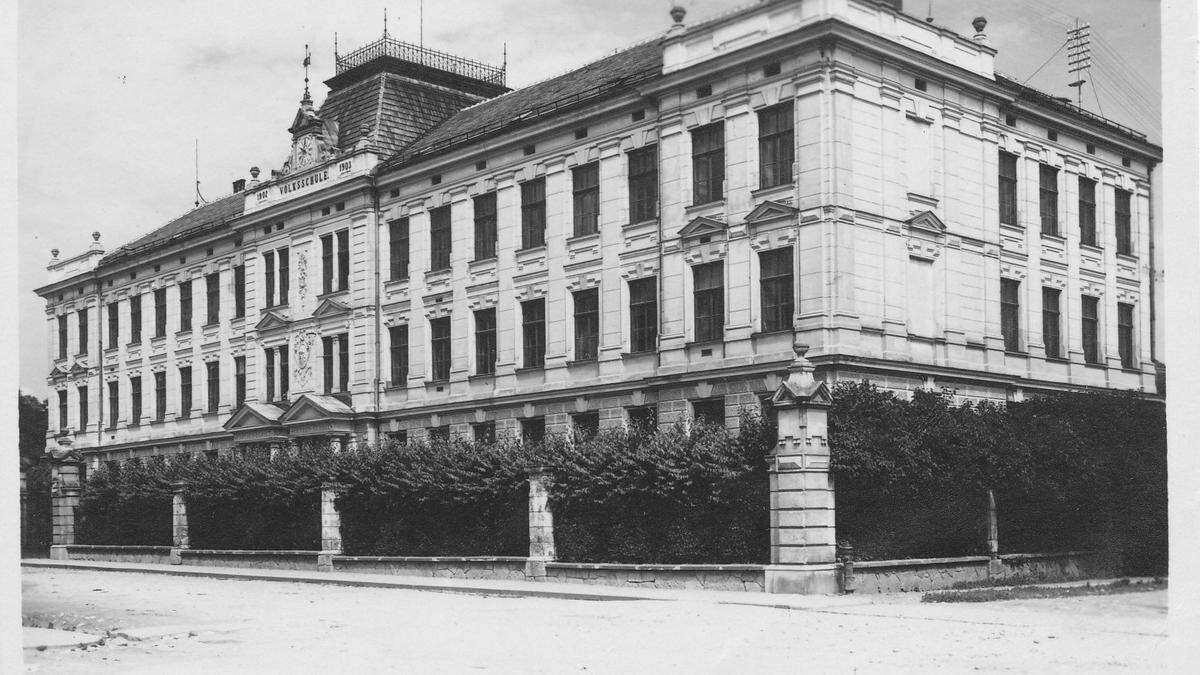 Mädchenbürgerschule, Volks- und Sonderschule, 1925