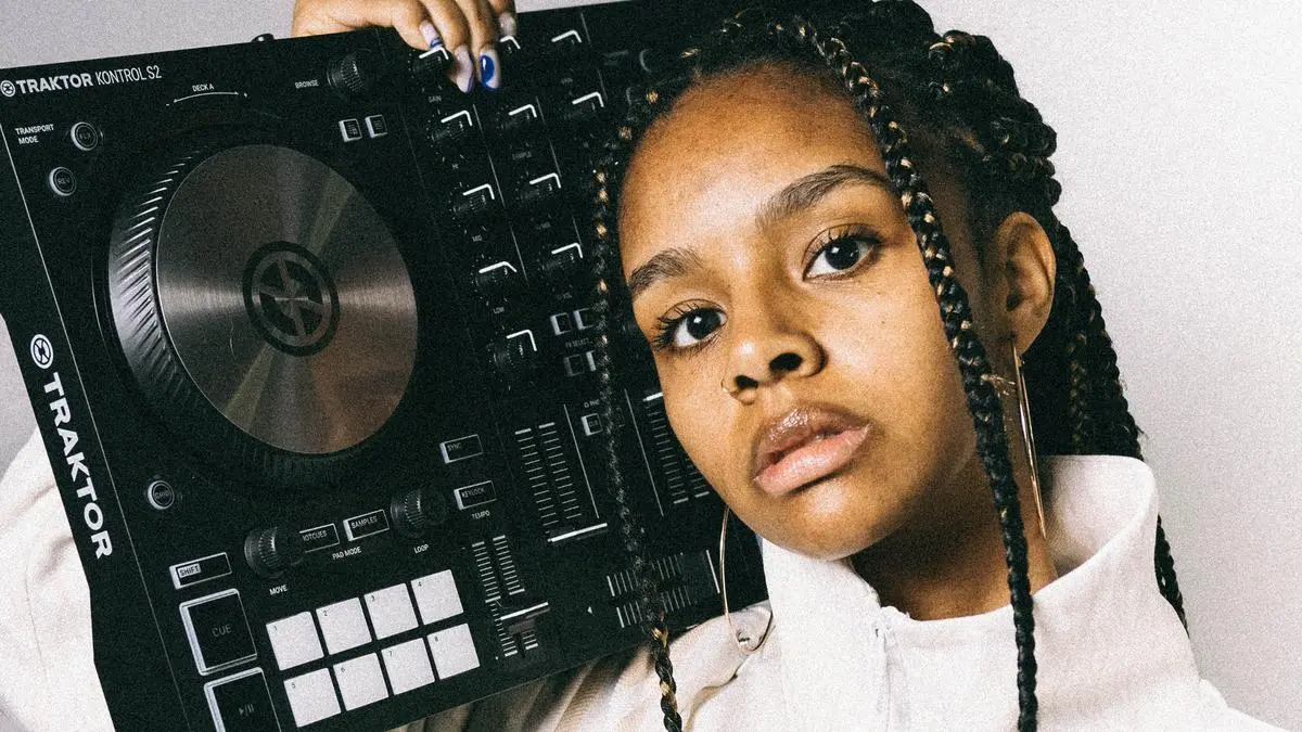 Genna Djena, eine DJ aus Knittelfeld, ist am 25. Oktober in Knittelfeld zu hören