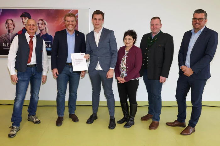 In den Sparten Elektrotechnik, Metall- Maschinenbautechnik und Mechatronik-Automatisierungstechnik traten die Lehrlinge nach dreieinhalbjähriger Lehrzeit zu ihren Prüfungen an.