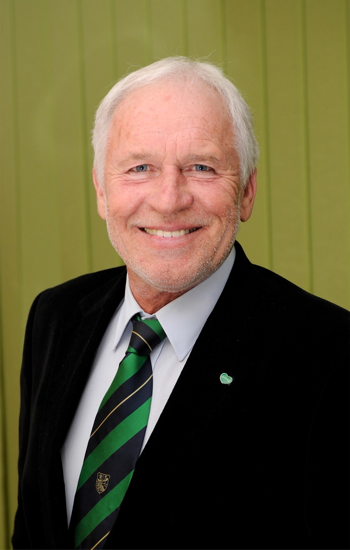 Bürgermeister Hannes Zweytick verteidigt die geplante Schulfusion neuerlich mit der angespannten Finanzlage der Marktgemeinde