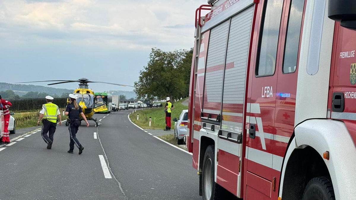 Rettungshubschrauber C16 landete auf der B 65