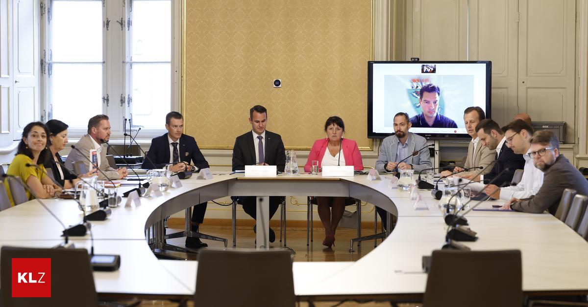 Nach-Amoklauf-Gewaltpr-vention-Im-Landhaus-rauchen-die-K-pfe