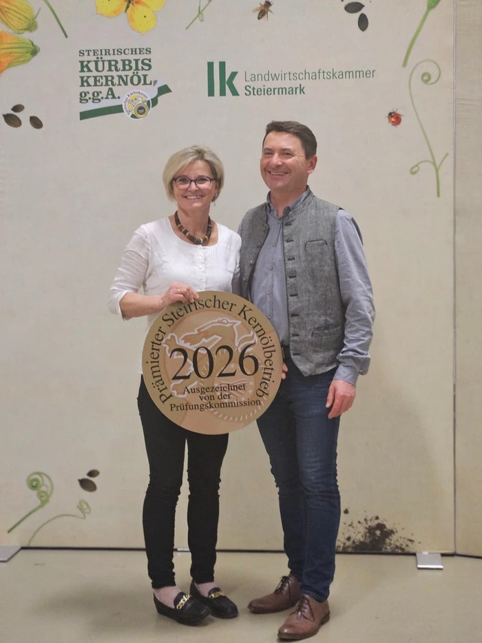 Familie Steßl wurde schon mehrmals für das Kernöl ausgezeichnet