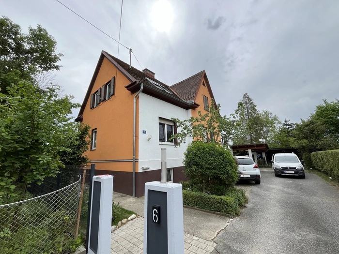 Für das Haus mit der Nummer 6 bestehen zwei Meldeadressen: 6/1 und 6/2