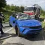 Das Auto überschlug sich und kam am Dach zum Liegen
