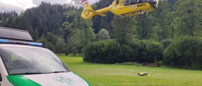 Der Guide der Canyoning-Tour hatte die Bergrettung alarmiert, da eine Teilnehmerin sich so schwer verletzte, dass sie die Tour nicht mehr fortführen konnte
