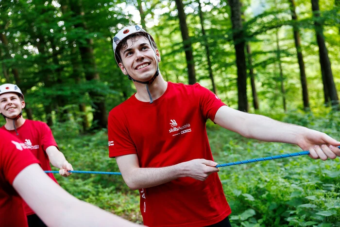 Grafik-Designer Paul Bürki aus Fürstenfeld beim Teambuilding mit der österreichischen Berufsnationalmannschaft